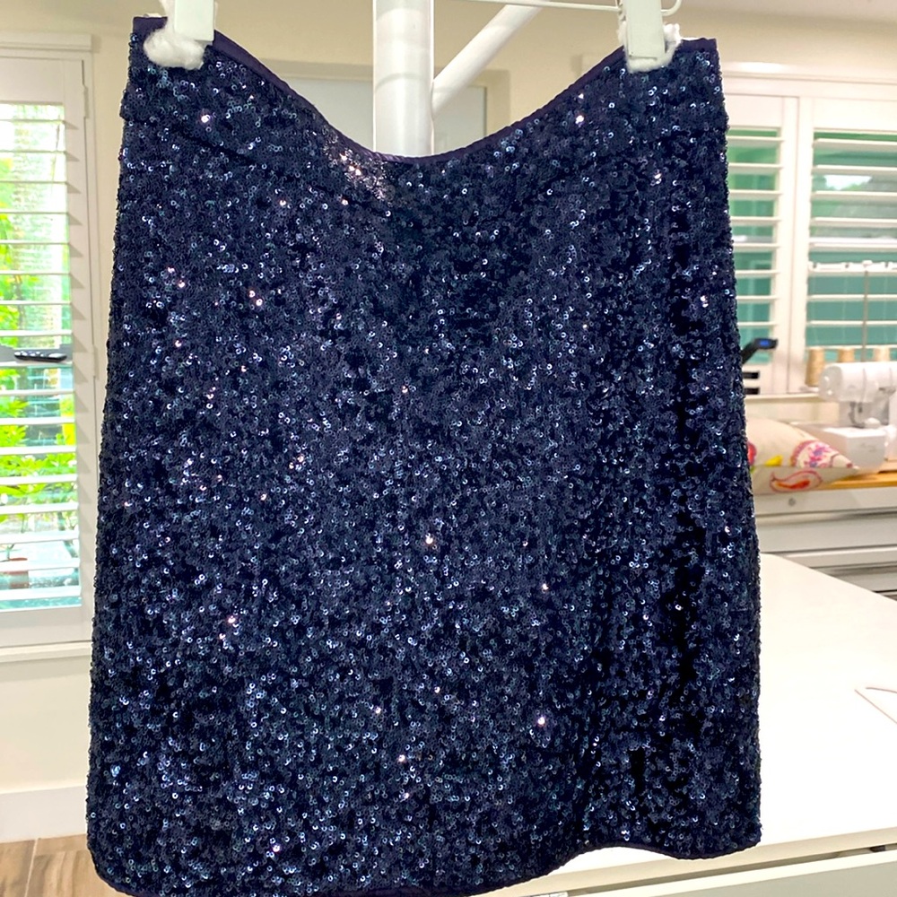BOSTON PROPER NAVY SEQUINED MINI SKIRT SIZE 4/6